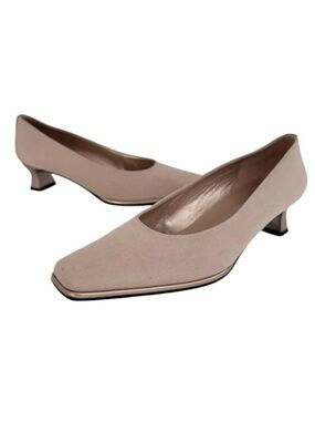 Vintage 90s Stuart Weitzman Matte Satin Kitten Heels